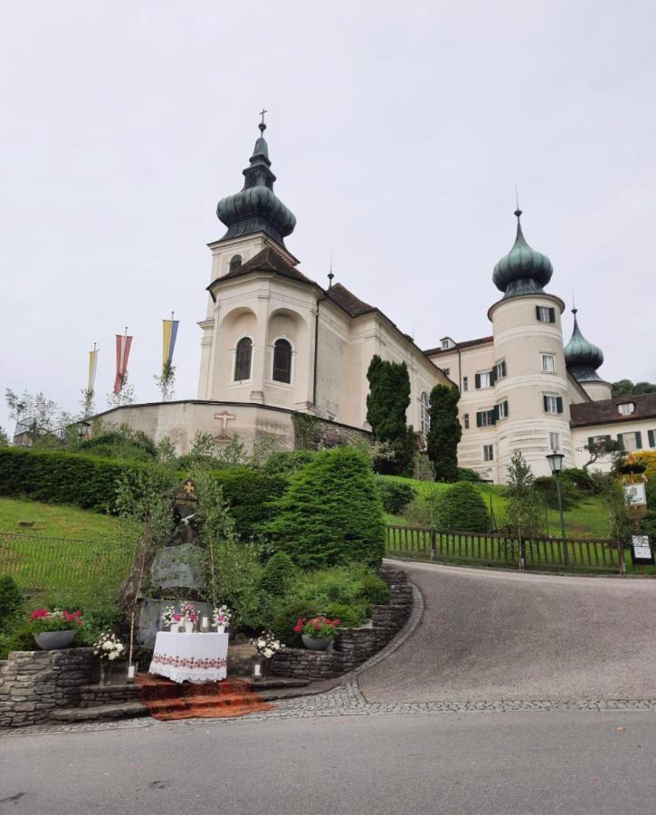 Urlaub In Schlossnaehe Artstetten Bagian luar foto